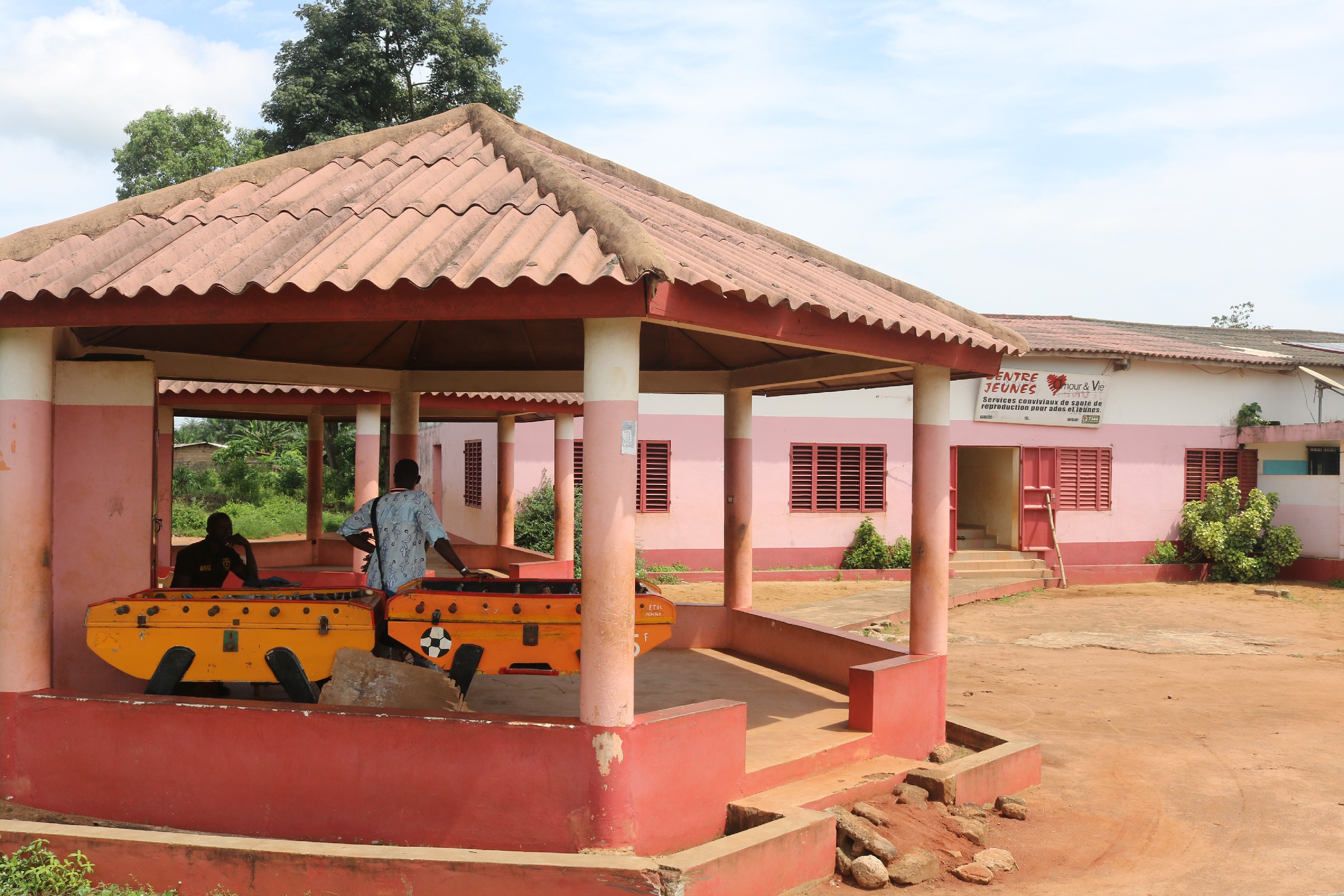 CJAV MAISON DES JEUNES DE DANGBO