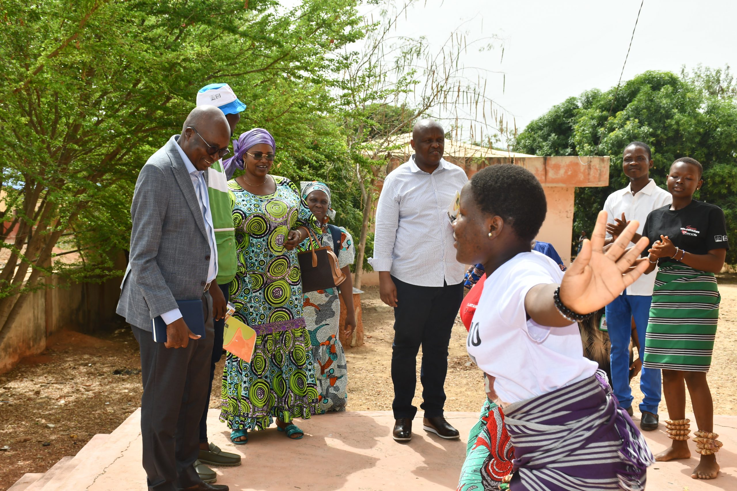 Le secrétaire général du ministère de la santé visite les activités de l’ABMS-PSI dans la zone sanitaire NATITINGOU – BOUKOUMBÉ – TOUCOUNTOUNA