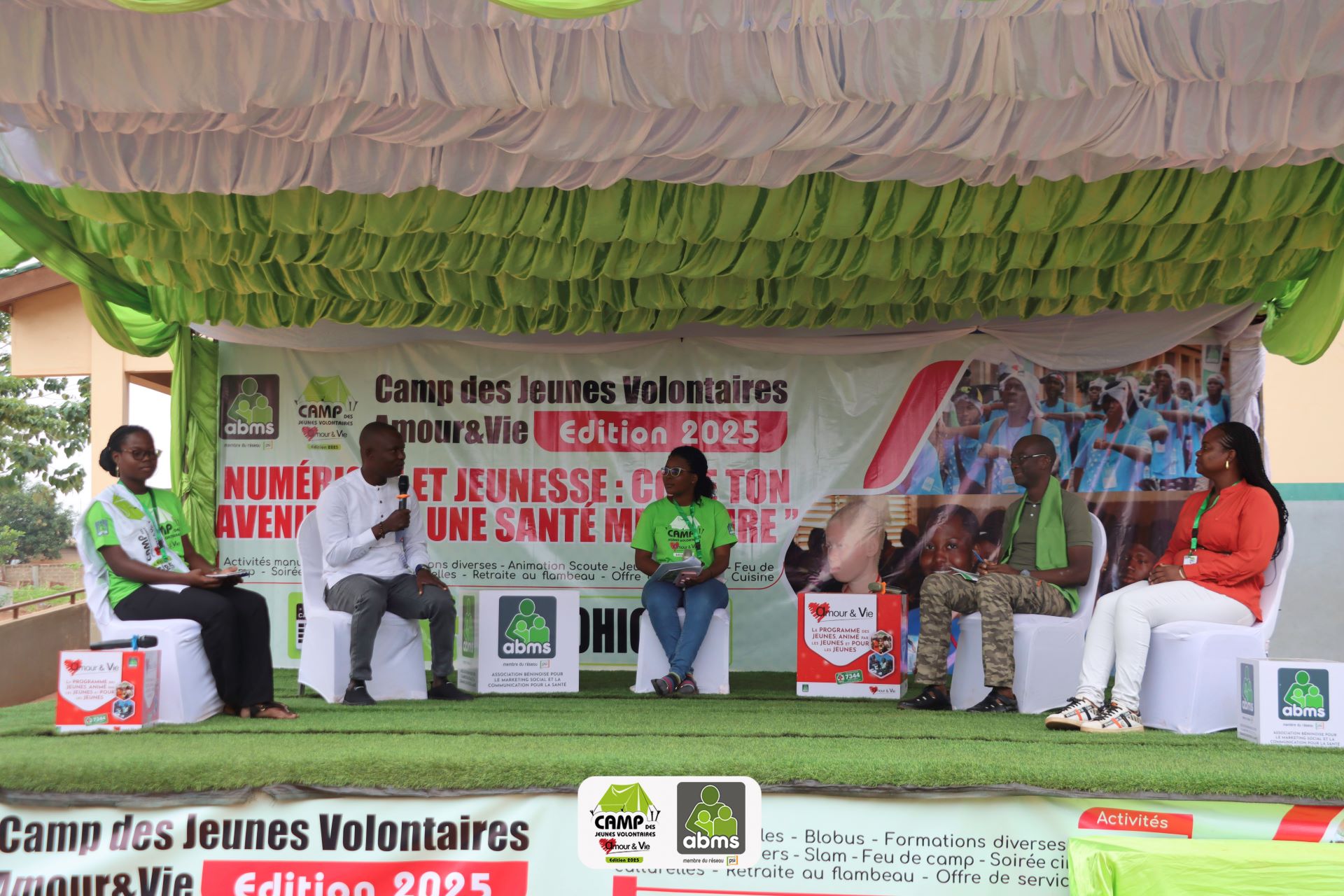 Camp des Jeunes Volontaires Amour&Vie édition 2025 : les campeurs outillés sur une utilisation responsable du numérique au service de la santé